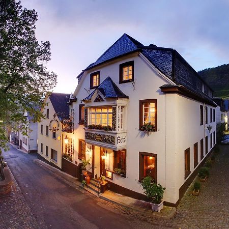 Hotel Weingut Schuetzen Senheim Ngoại thất bức ảnh