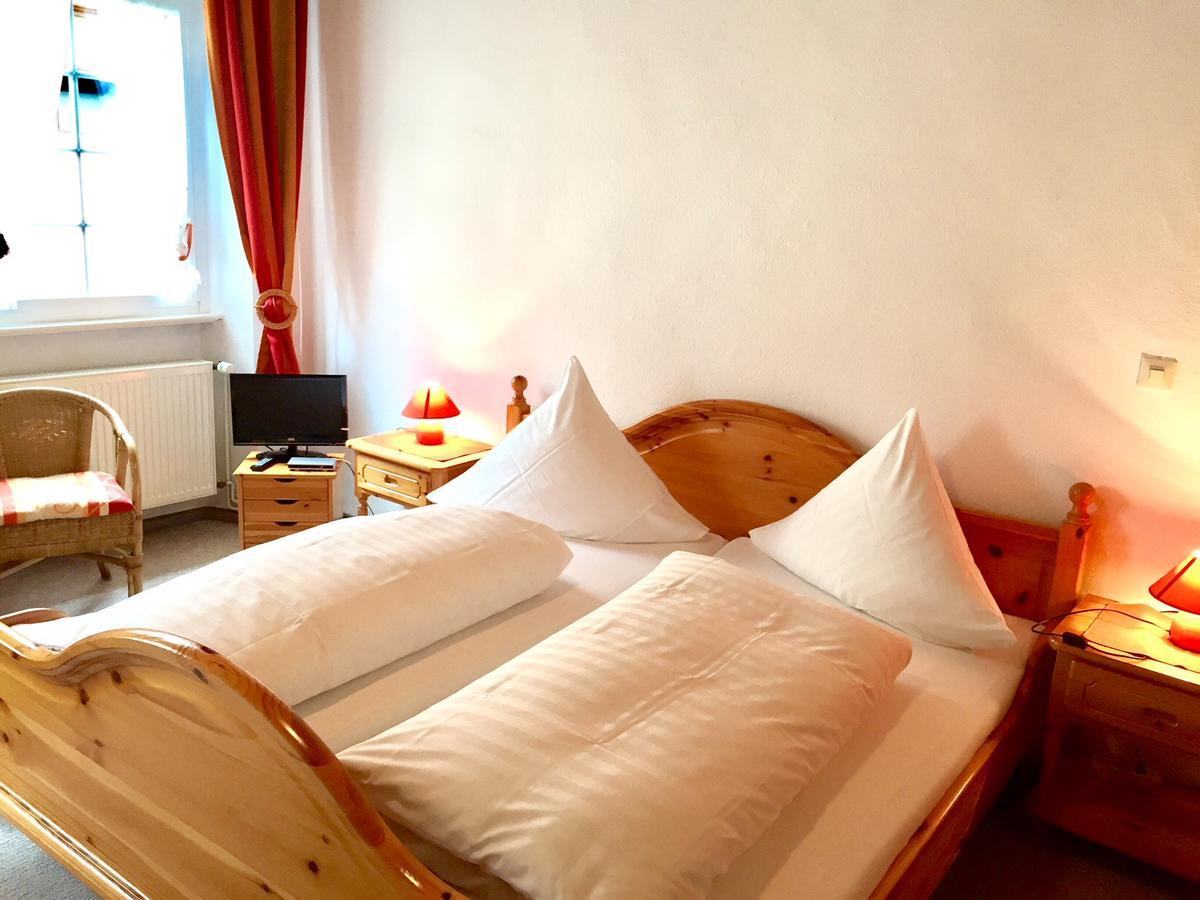 Hotel Weingut Schuetzen Senheim Phòng bức ảnh