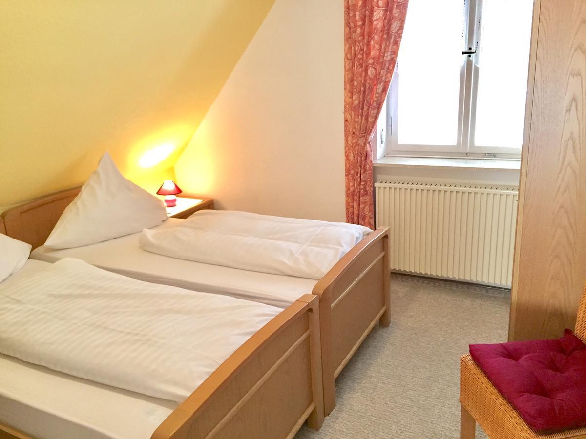 Hotel Weingut Schuetzen Senheim Ngoại thất bức ảnh